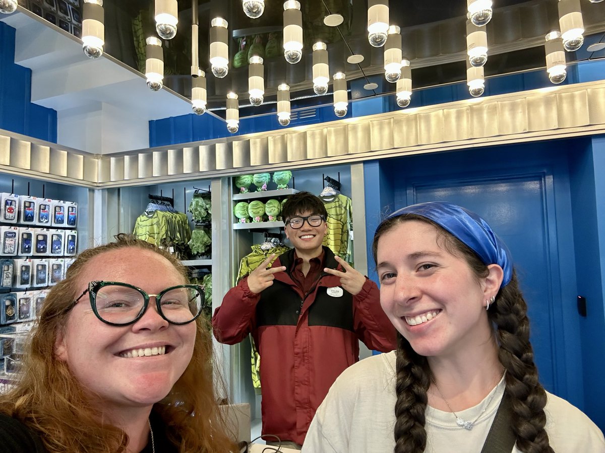 👹🔥 MicHELLe Fire Club 🔥👹 tweet media