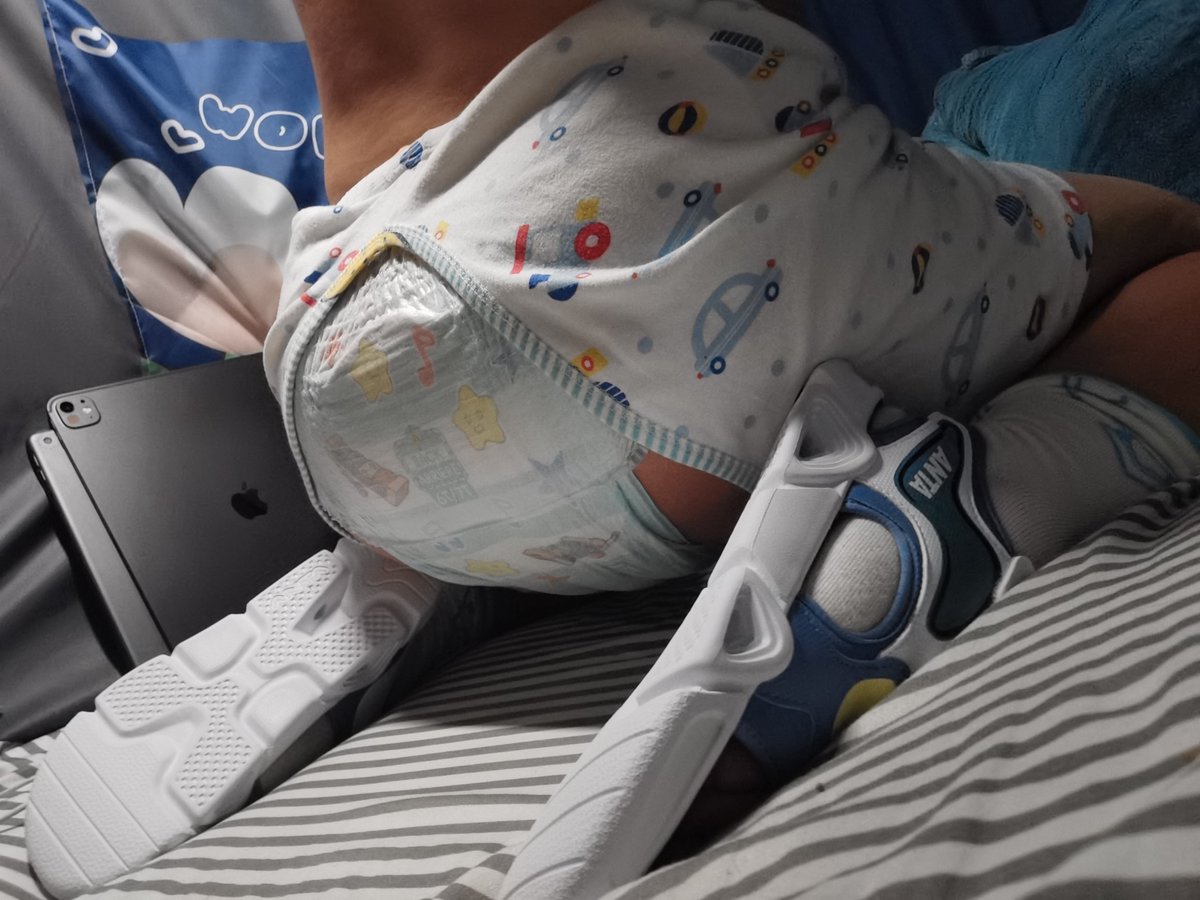 diaperNote tweet media