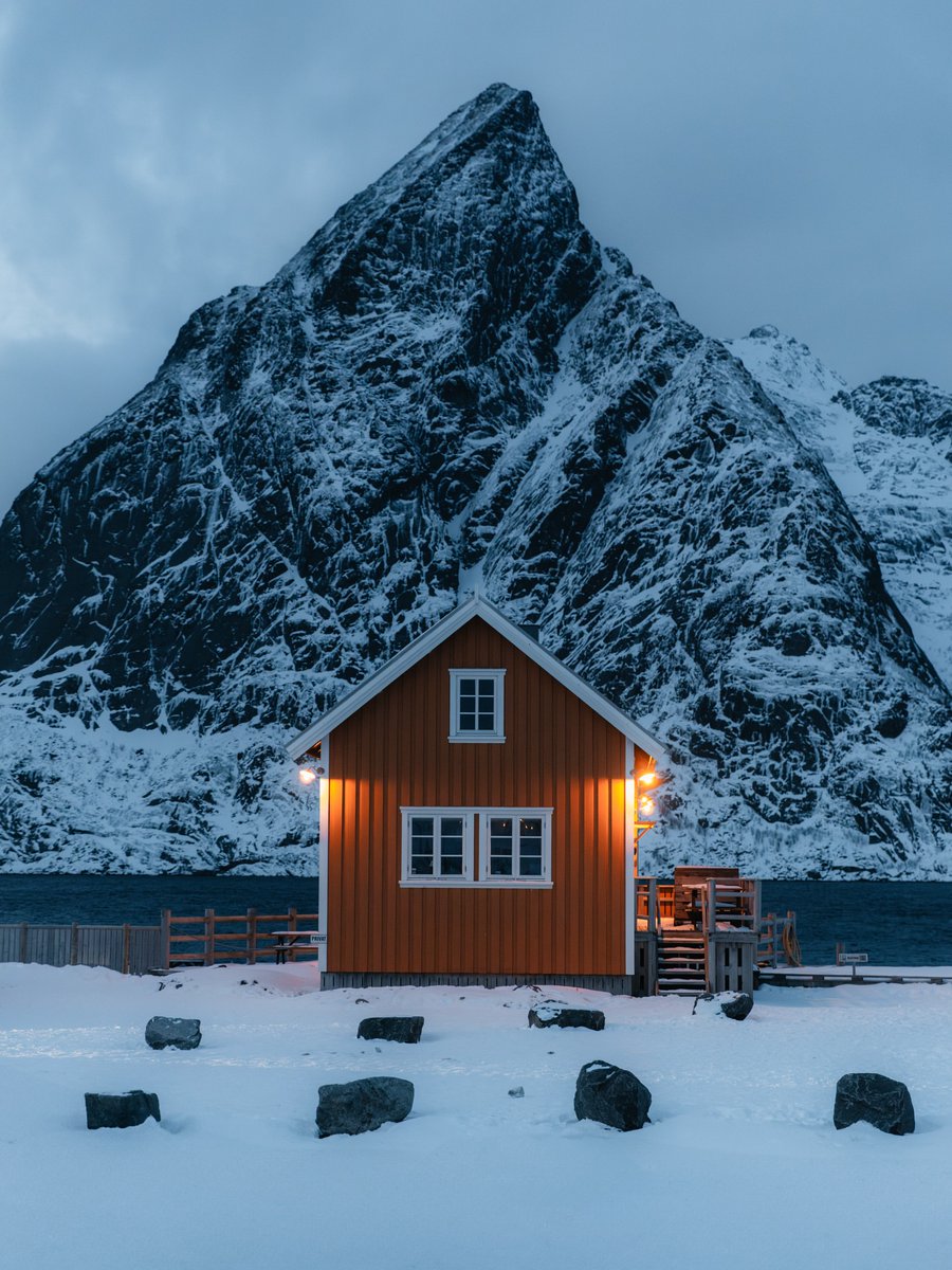 worldclick56's tweet photo. Winter Night in Norway 🇳🇴✨ https://t.co/IstR4jwY2R