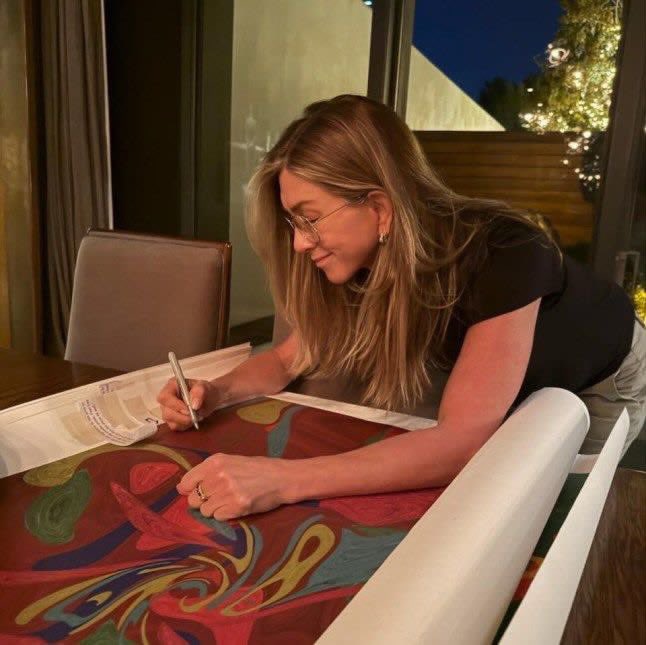 Jennifer Aniston tweet media