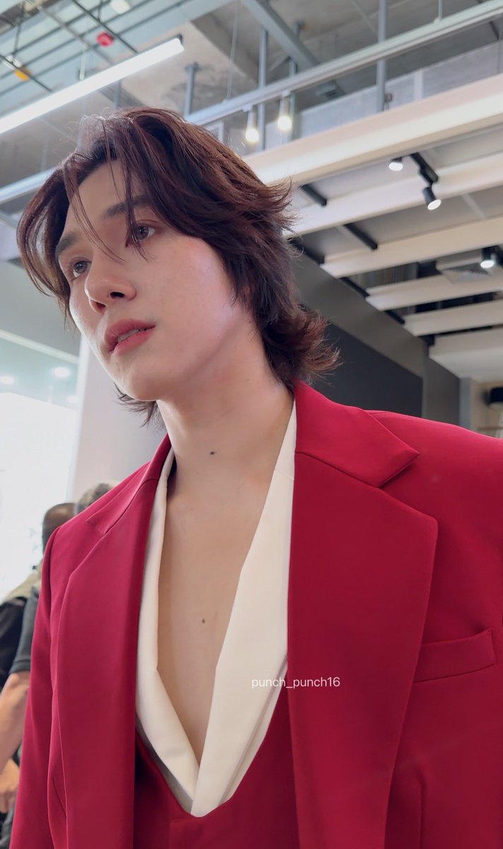 tina ♡𓂂𝒲𝓊 tweet media