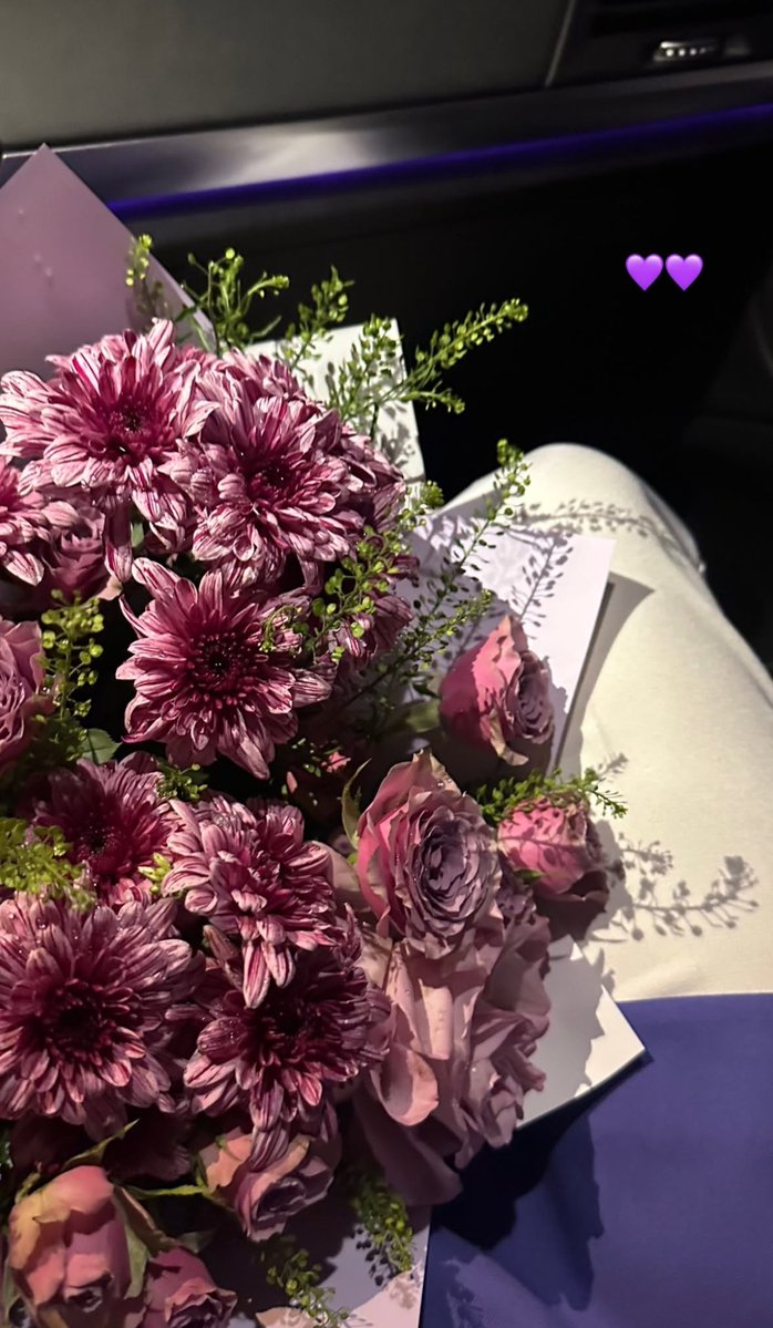 ϻ𝐚𝔥𝐚 tweet media