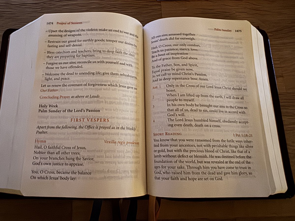 Thurifer tweet media