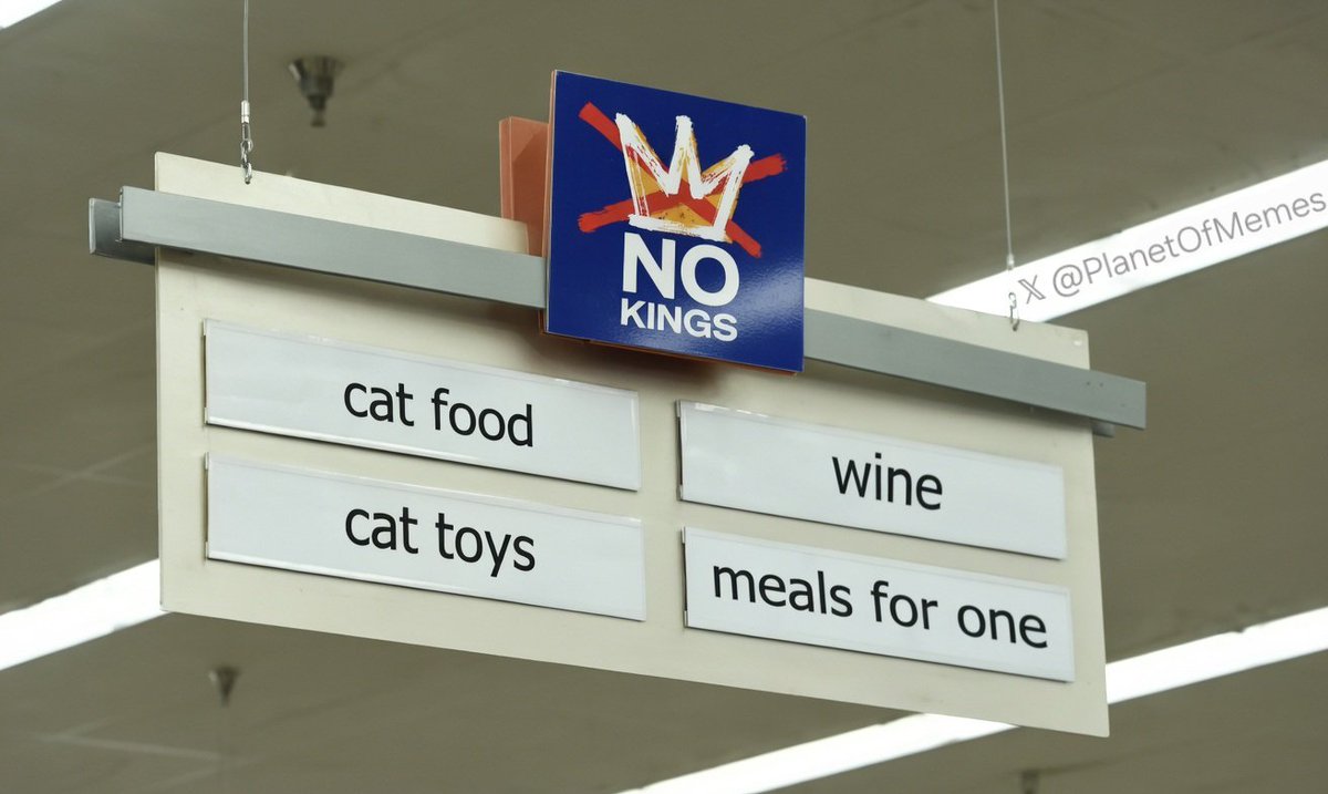 Planet Of Memes tweet media