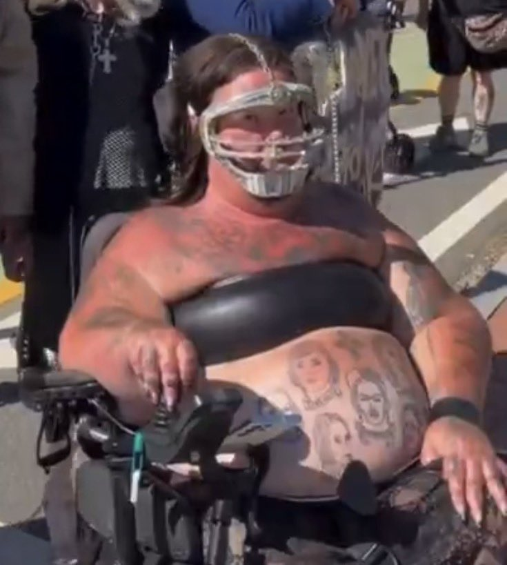 Salty Cracker tweet media