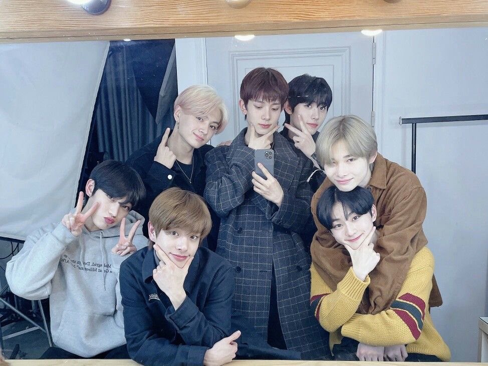 니키 | ENHYPEN UPDATES tweet media