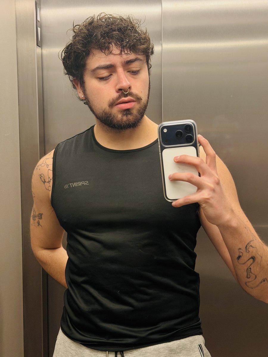 ˚₊‧꒰ა ethan ໒꒱ ‧₊˚ tweet media