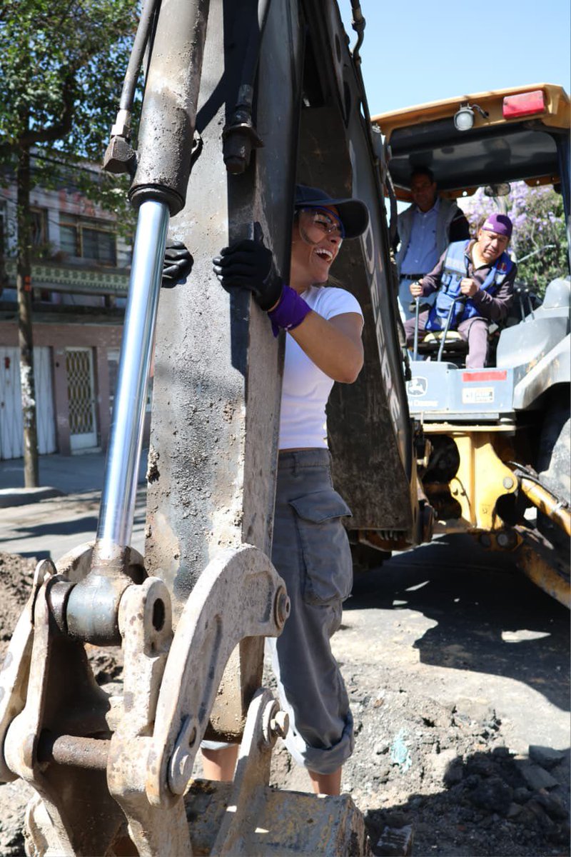 Alessandra Rojo de la Vega tweet media