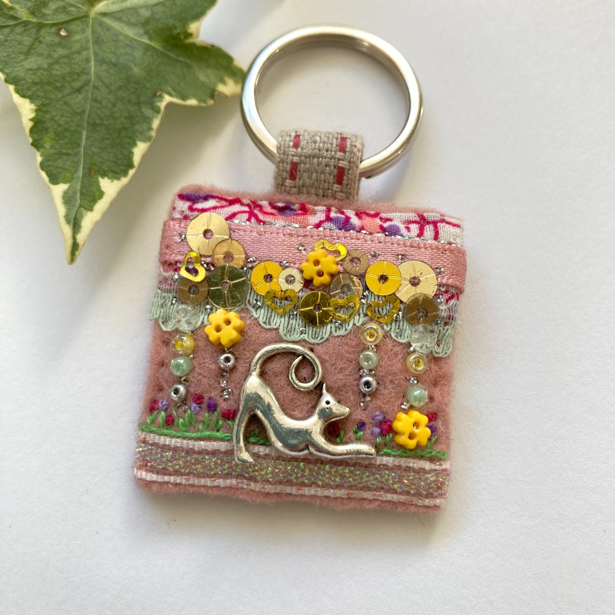 Elaine @ Ellie's Treasures 🧵 tweet media