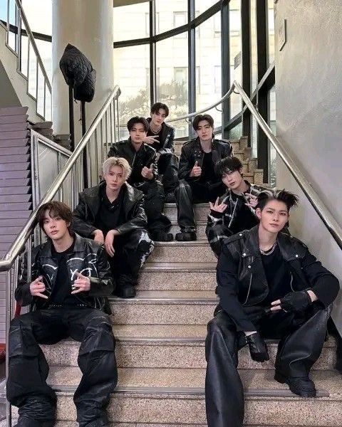 𝗝𝗨𝗡𝗚𝗪𝗢𝗡_𝗟𝗜𝗚𝗛𝗧 | 2 | FAN ACCOUNT ❗️ tweet media