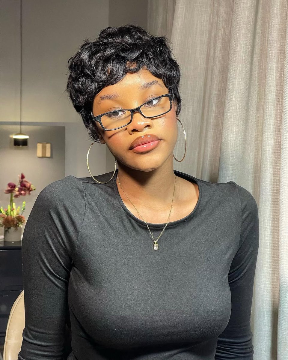 Precious💎 tweet media