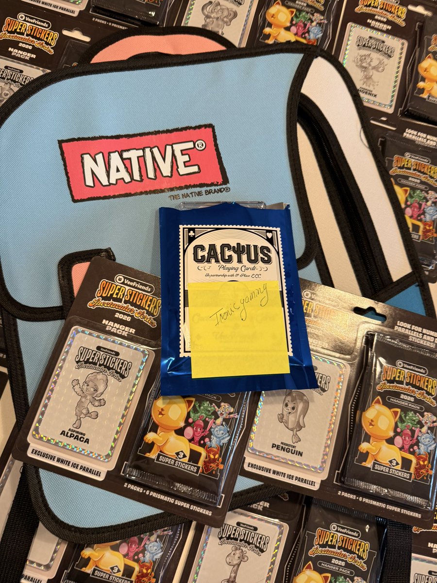 The BeeZ tweet media