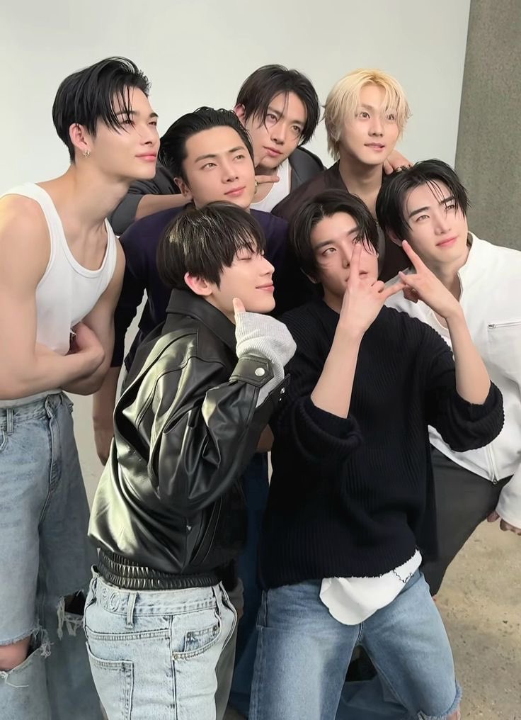 𝗝𝗨𝗡𝗚𝗪𝗢𝗡_𝗟𝗜𝗚𝗛𝗧 | 2 | FAN ACCOUNT ❗️ tweet media