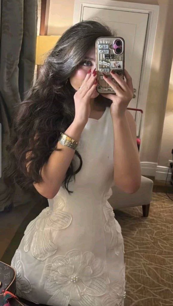 FIRVA🫧. tweet media