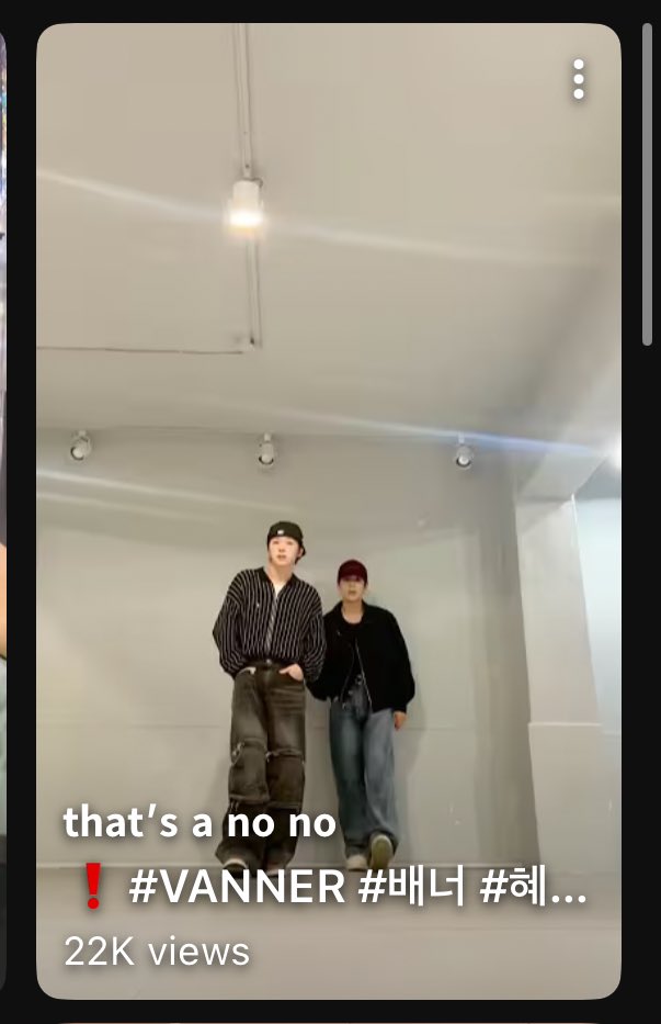 B.Fangirling tweet media