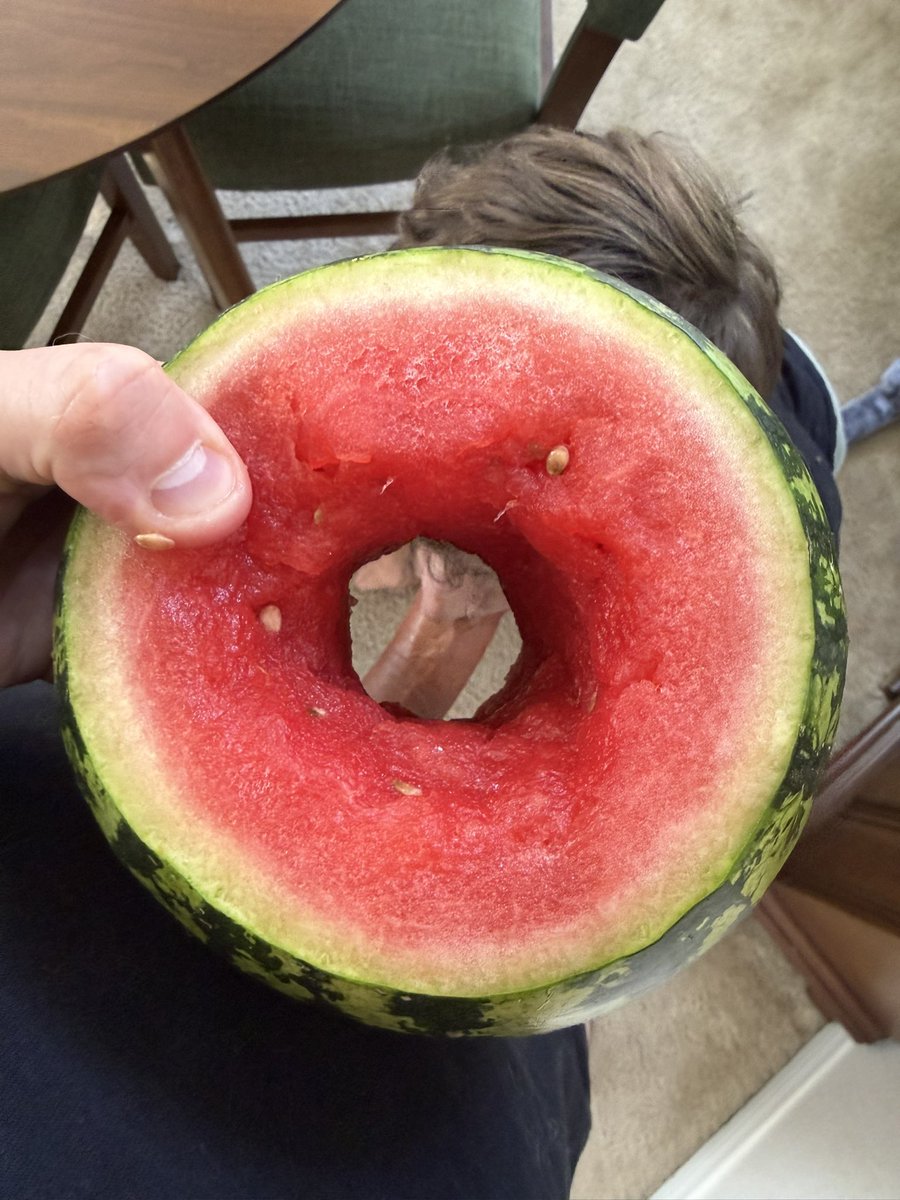 ManuWard_'s tweet photo. Juicy and Wet, just how i like it. https://t.co/QN1rtNV4cS