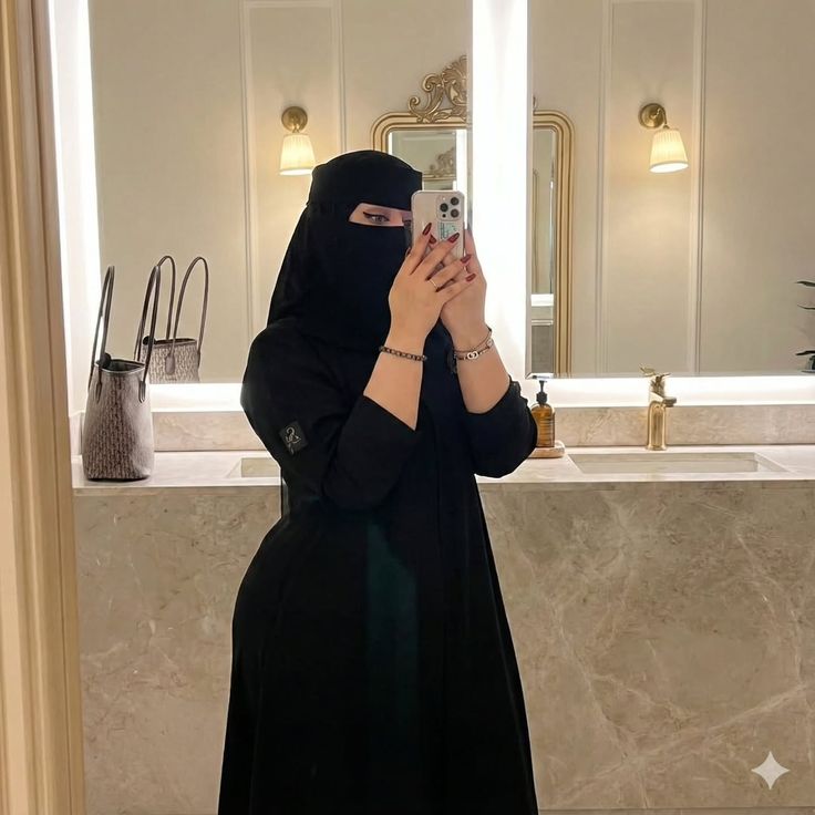 ام خالد tweet media