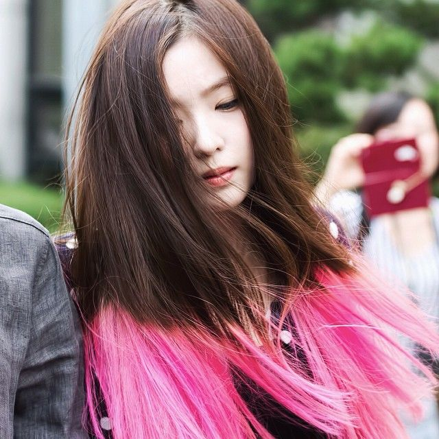 oasishello's tweet photo. happy bday irene  🩷 https://t.co/TSxbEWir5L