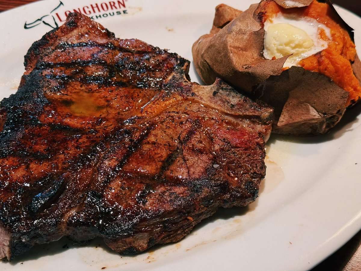 MajToure999 tweet media