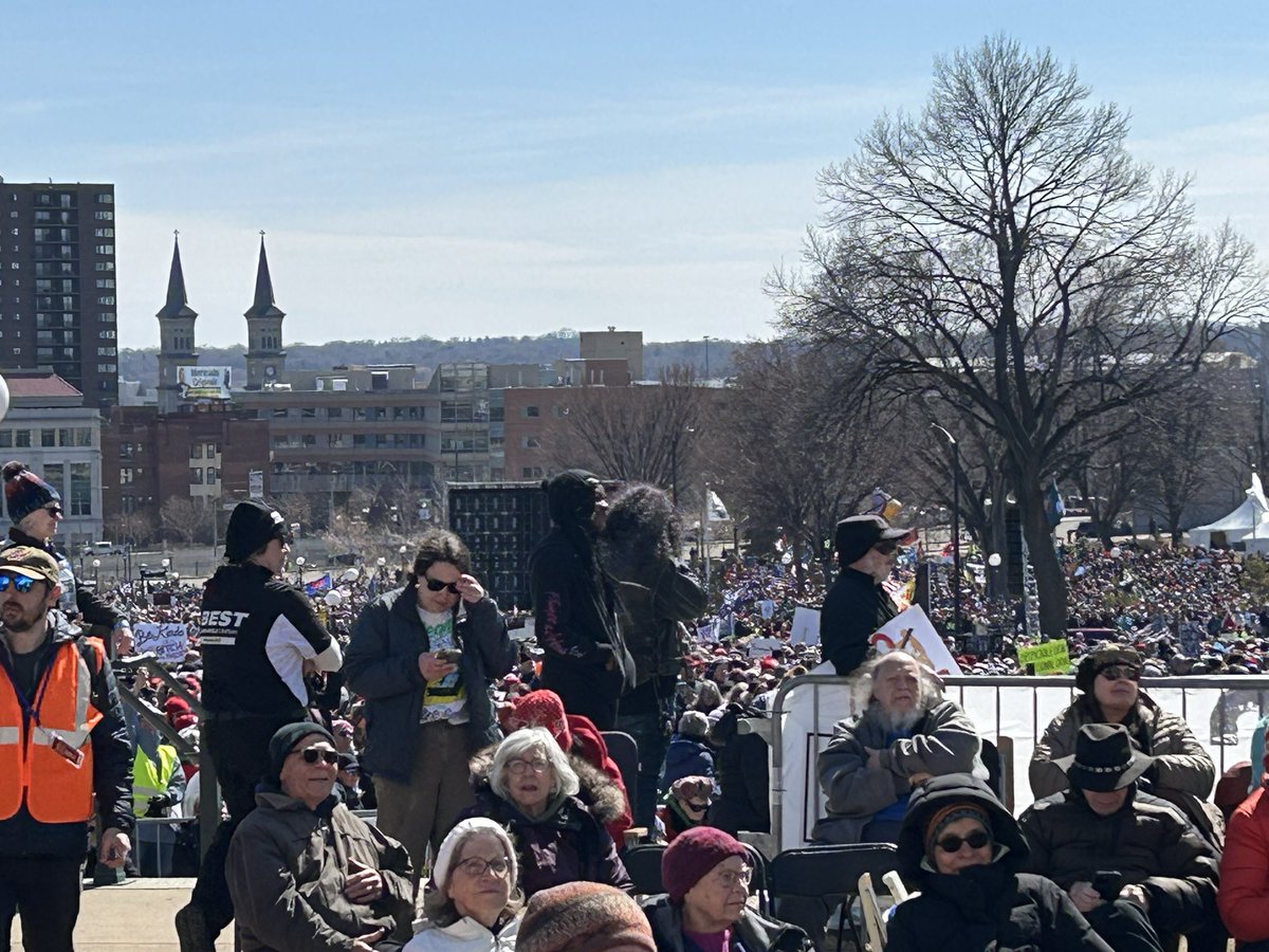 Tom Hauser tweet media