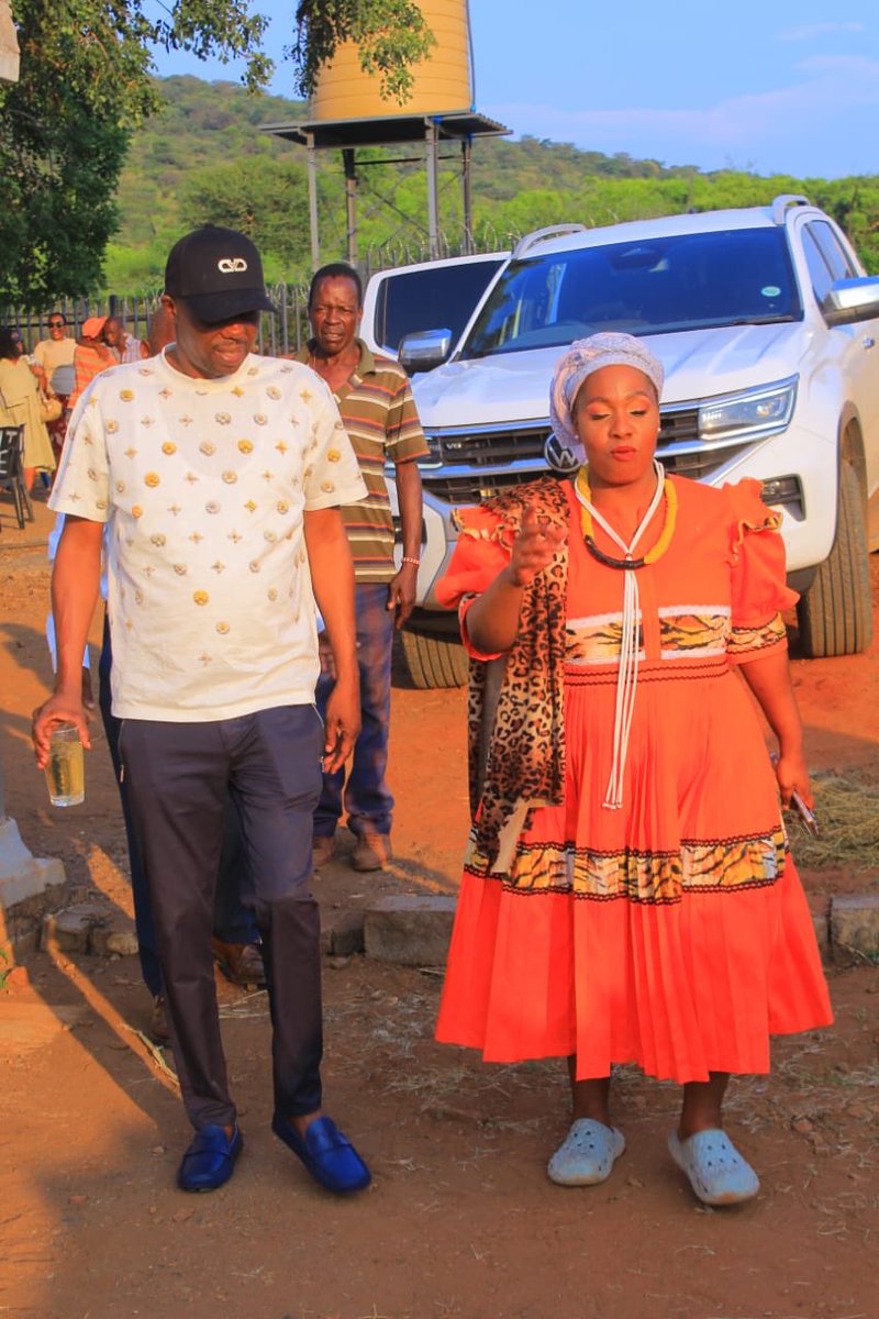 collensedibe tweet media