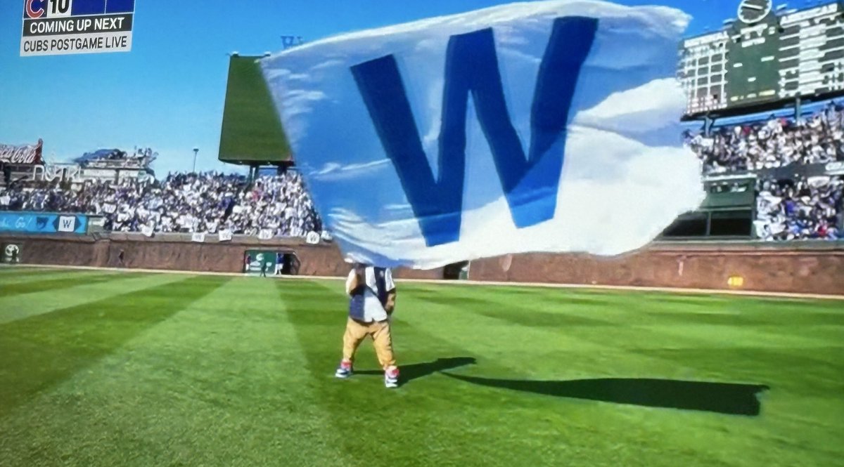 JC R WHIT tweet media