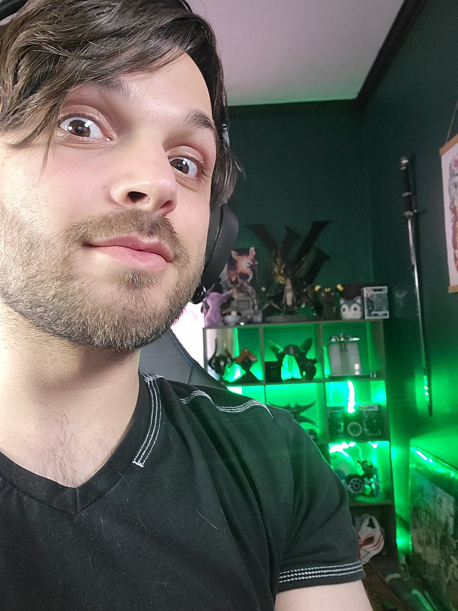 WolfMasterXIII tweet media