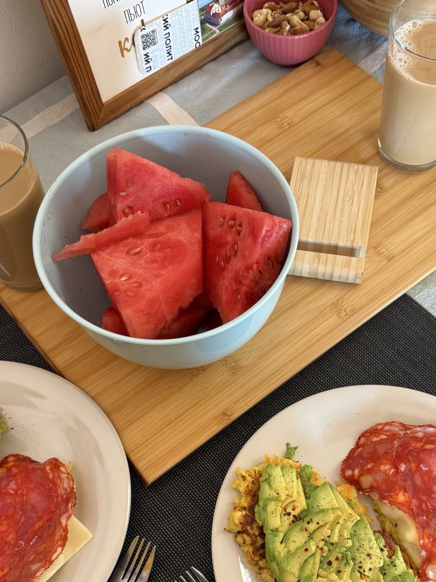 ¿киркоров? tweet media