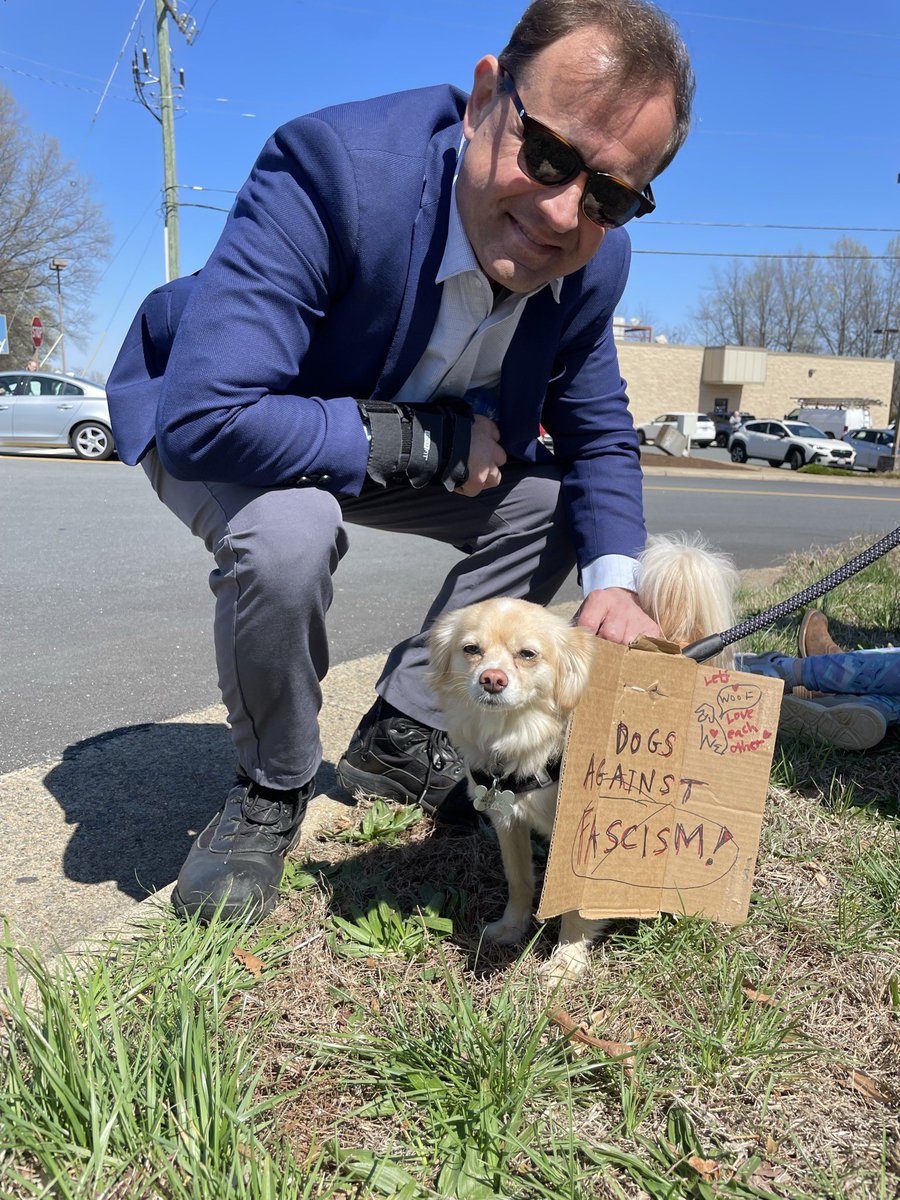 Tom Perriello tweet media