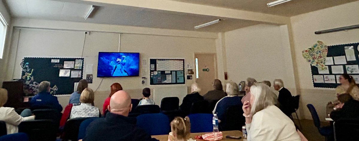 Port Glasgow New Parish Church tweet media