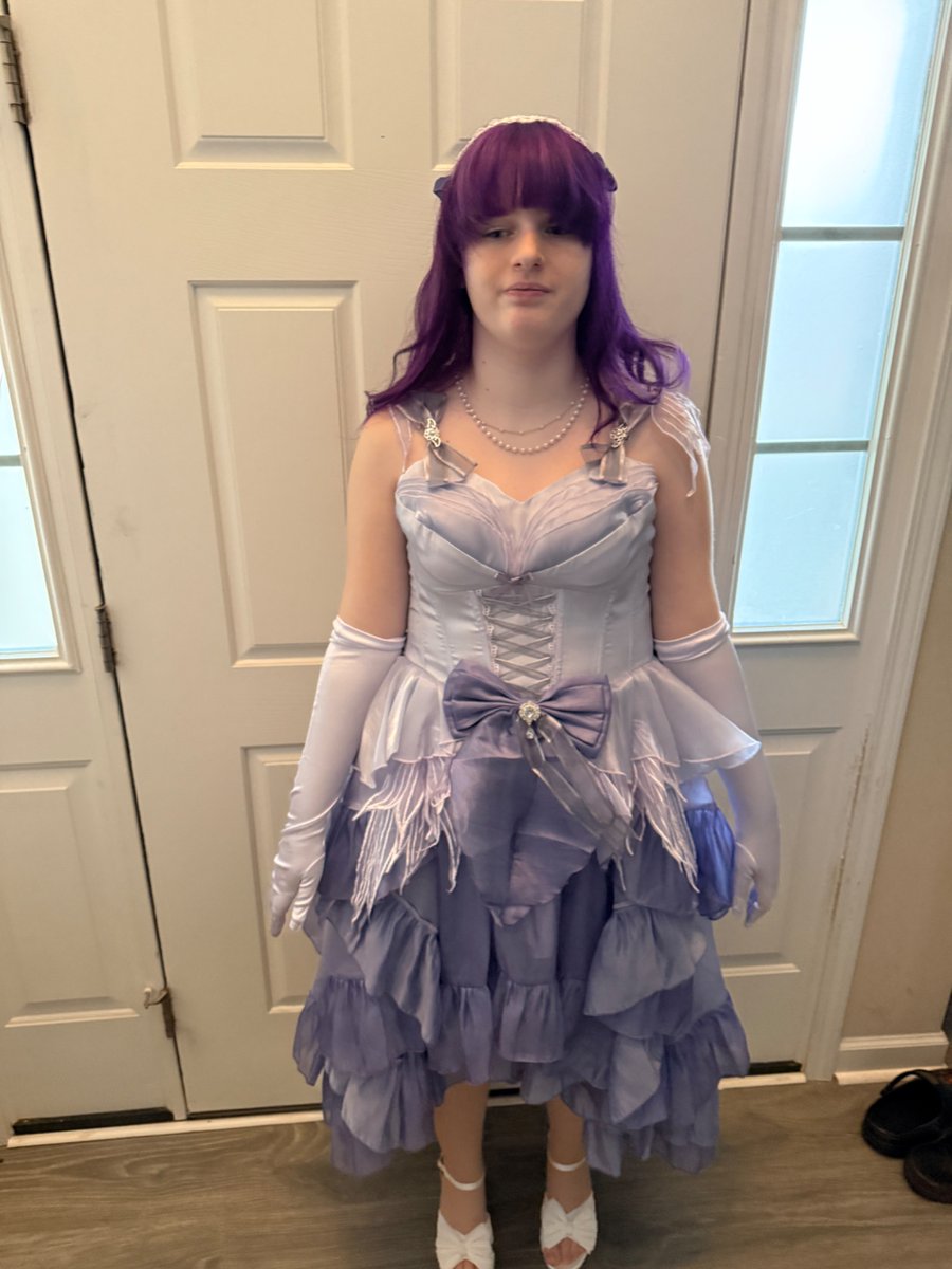 Demi 🩷 tweet media