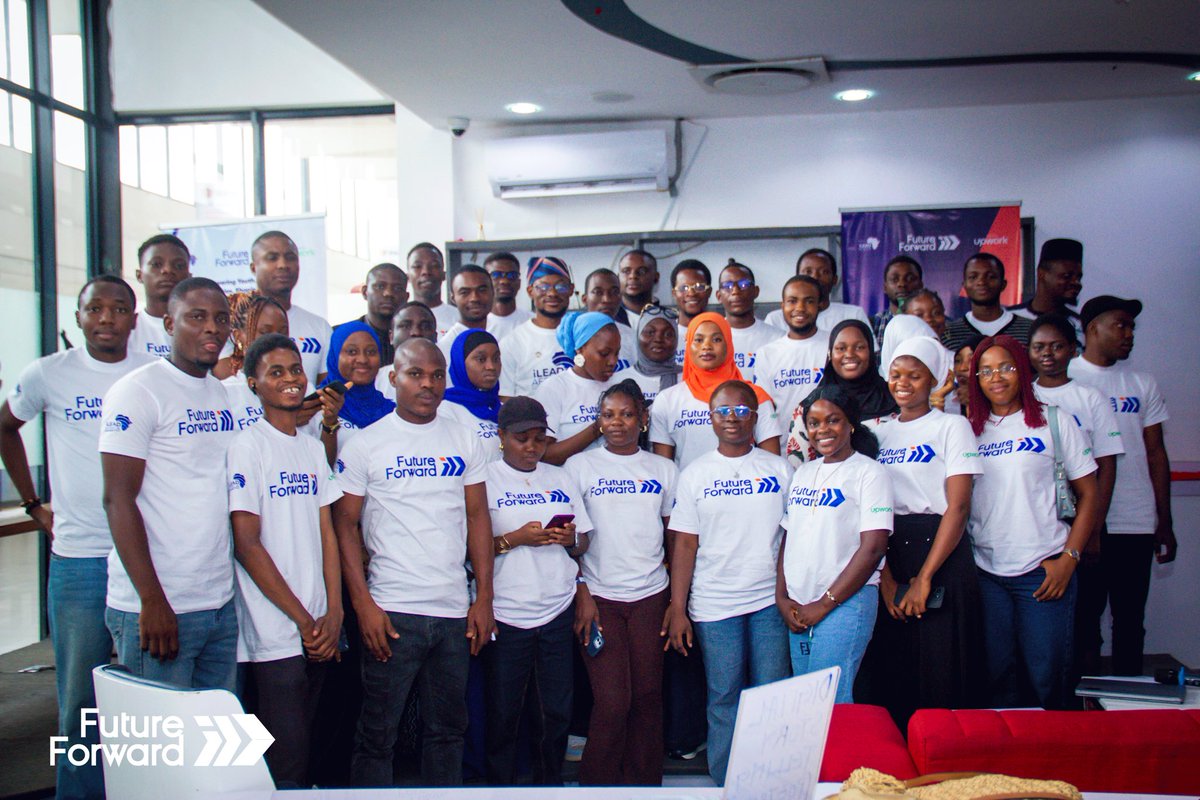 ayomidebowale's tweet photo. that can open doors to global opportunities.
Thank you to the CEO of iLEAD AFRICA Yusuff Liadi Abiodun, thank you Upwork, thank you Future Forward.
#ProductInnovation #UIUXDesign #GraphicsDesign #CreativeLab #FutureForward #iLEADAfrica #Upwork #DigitalSkills #DesignThinking https://t.co/pgTphoOIFv