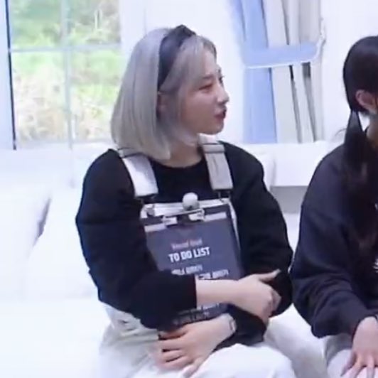 HaSeul Bot tweet media