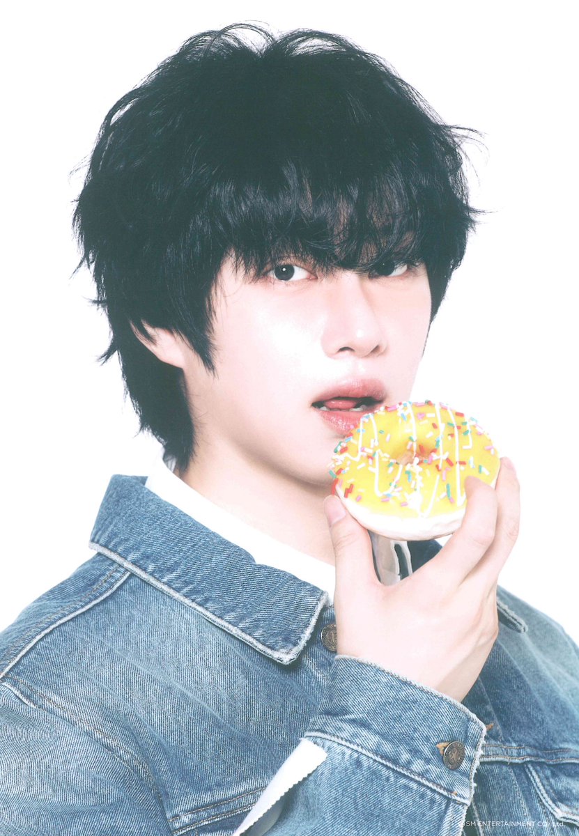 🐺Liz Muchie🐰🍓 tweet media