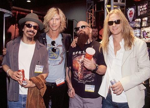 DuffMckaganArg's tweet image. @MikeInez @DuffMcKagan @Kerry_King666 from @Slayer  &amp;amp; @JerryCantrellat at the #NAMM show in 2004.

Credits to the owner📸

#DuffMcKagan #NAMM #Slayer #AliceInChains