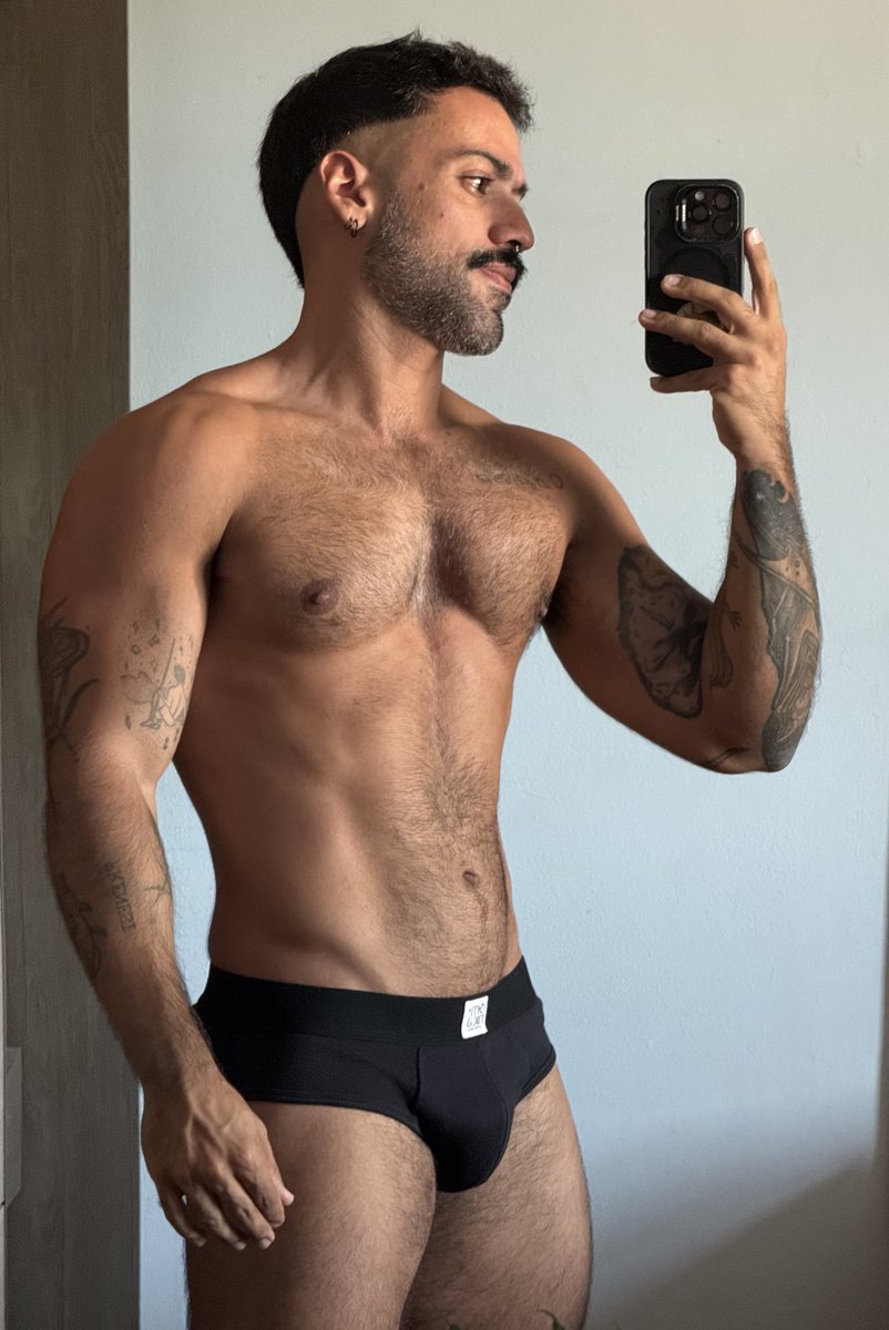 Pedro Lira tweet media