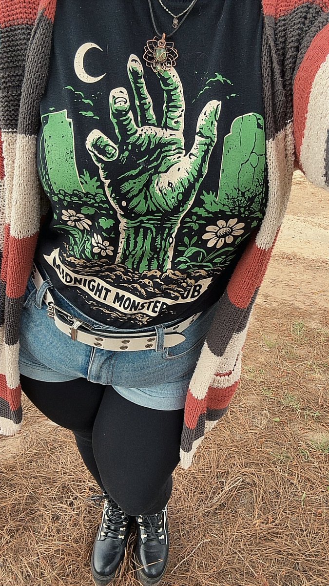 𝔥𝔢𝔞𝔱𝔥𝔢𝔯 ✧･ﾟ tweet media