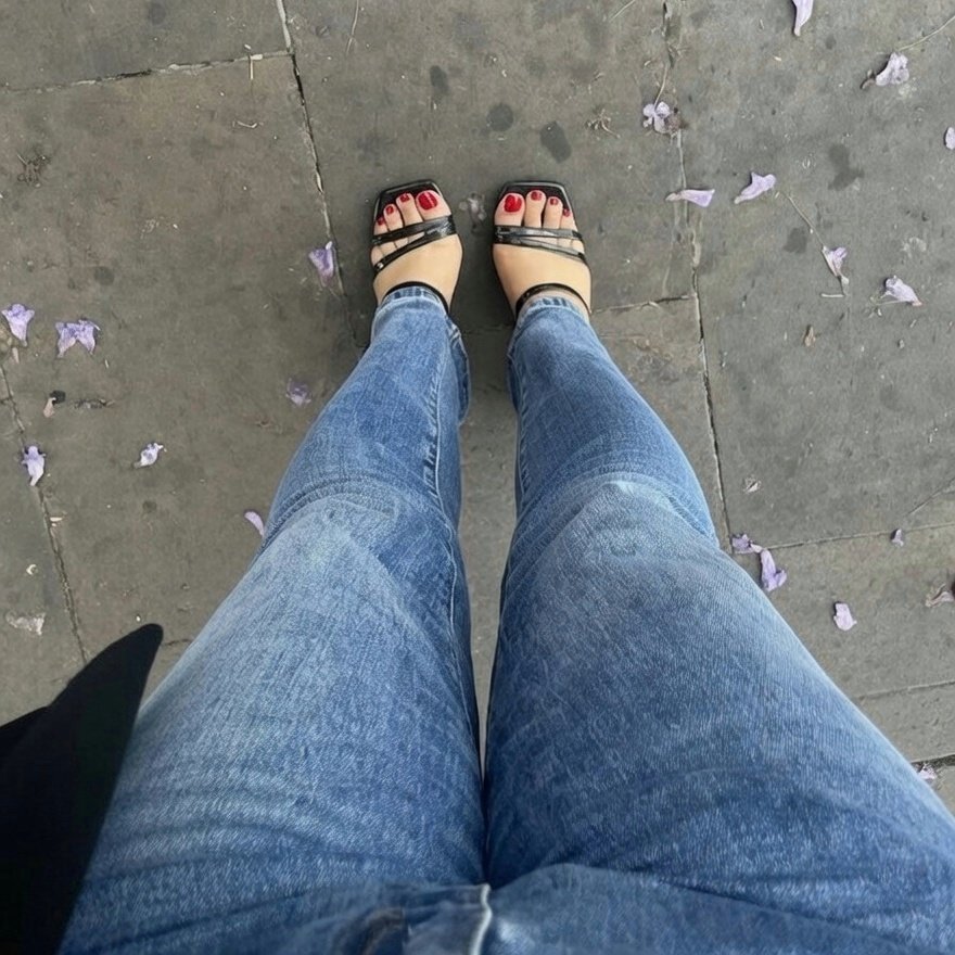 Por cierto, feliz sábado, voy para Altavista, si me ven, me saludan, ya saben cómo reconocerme 😘