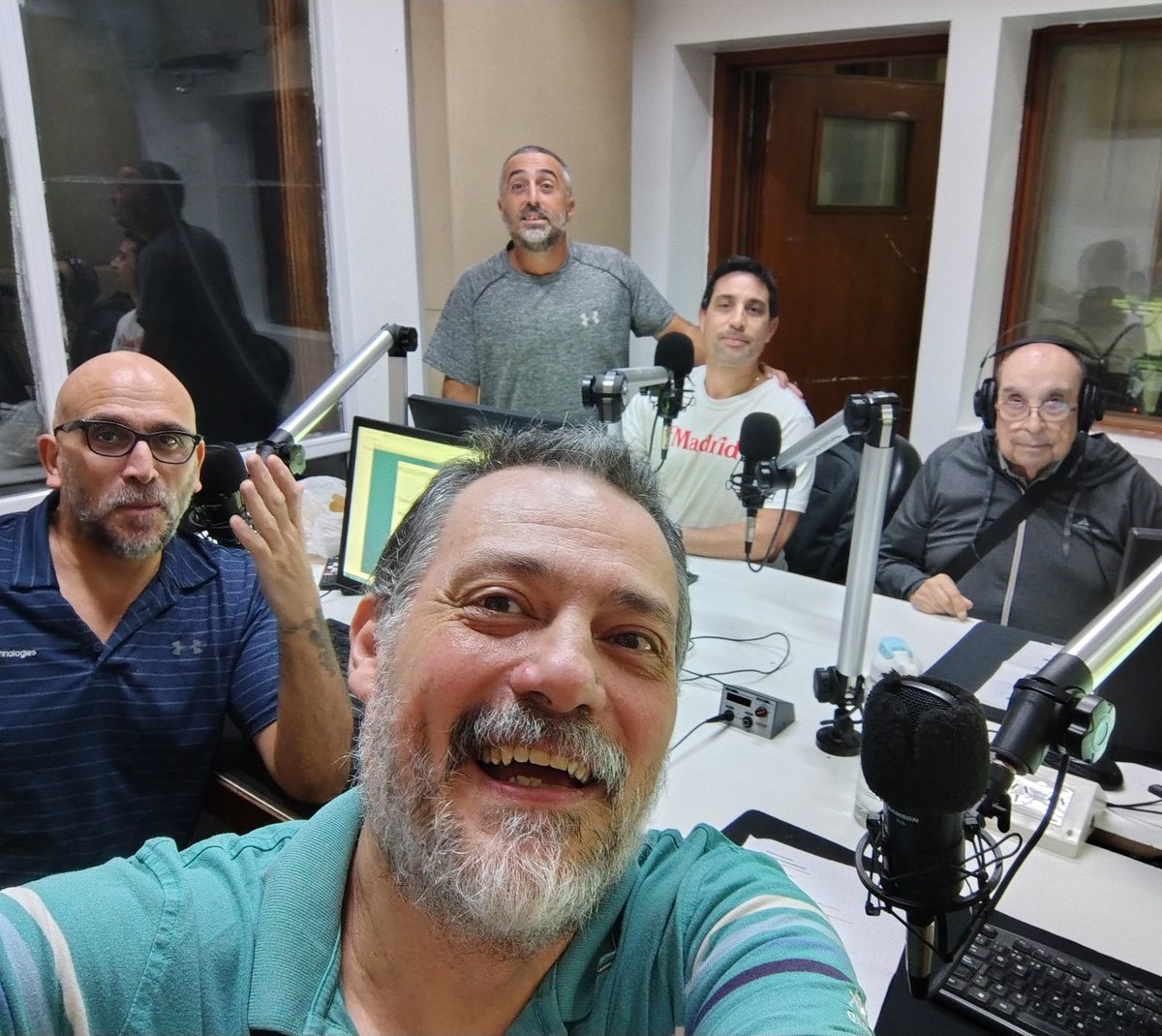 Instinto Amateur tweet media