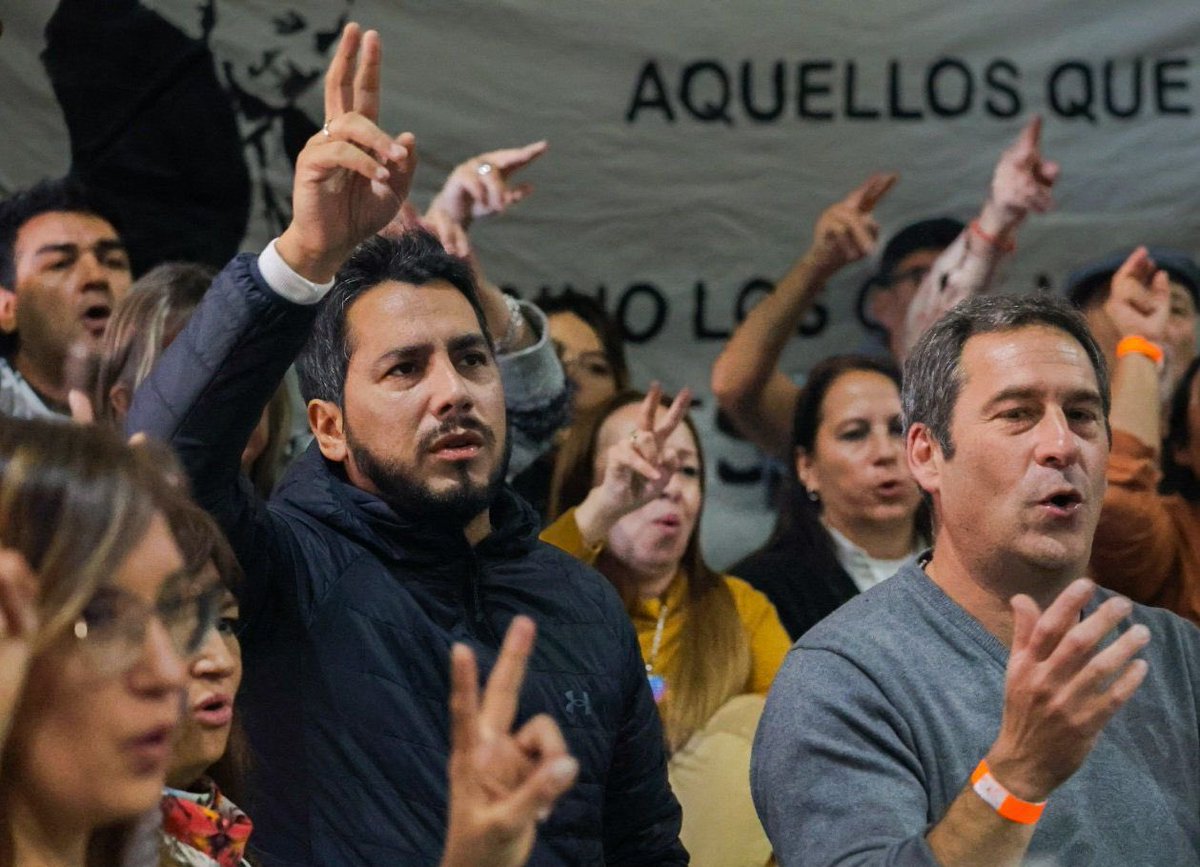 El Comodorense tweet media