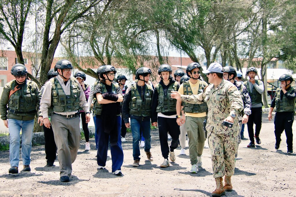 Ejército Ecuatoriano tweet media