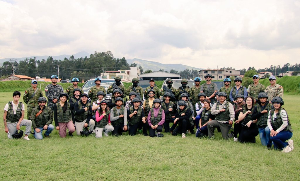 Ejército Ecuatoriano tweet media