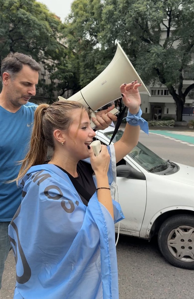 Olivia Gagliesi tweet media