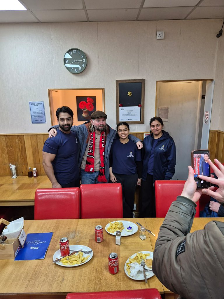 De Eerste De Beste tweet media