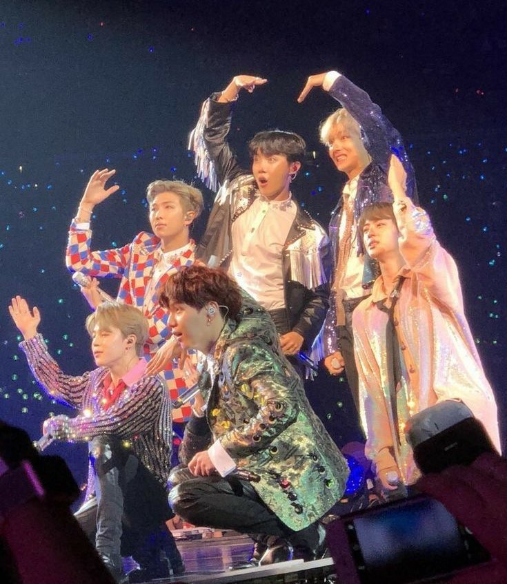 mila ⋆˚࿔ VA A VER A BTS 🇨🇴 tweet media