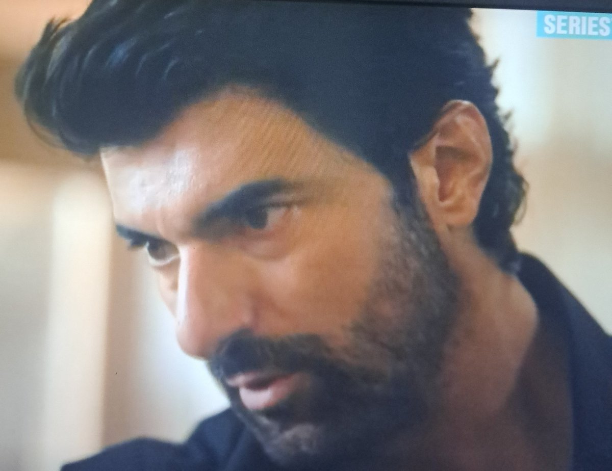 ViviAkyurek tweet media