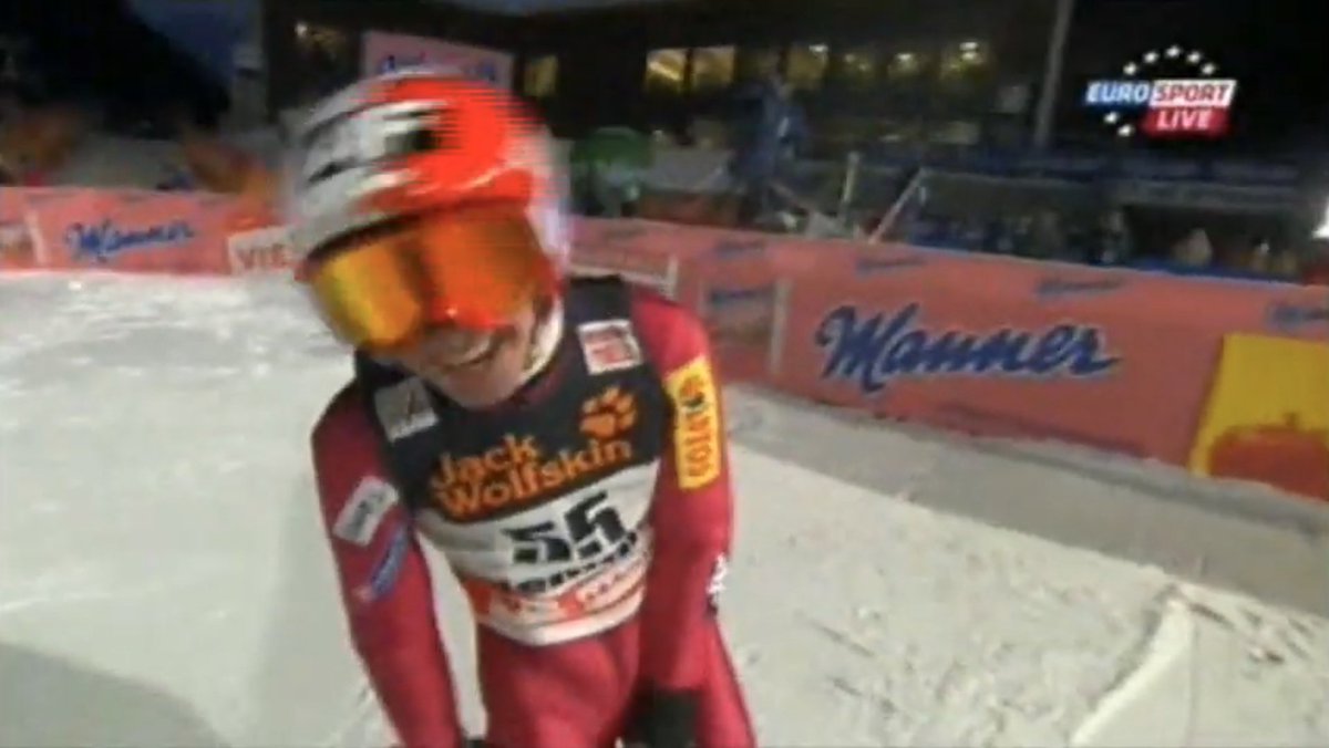 Adrian Wojcieszek tweet media