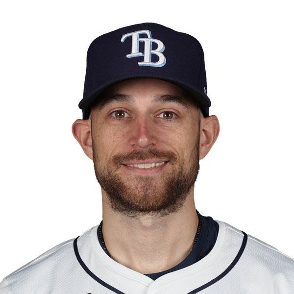 skye domie tweet media