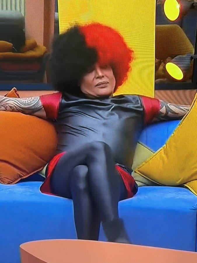 Metrosexual tweet media