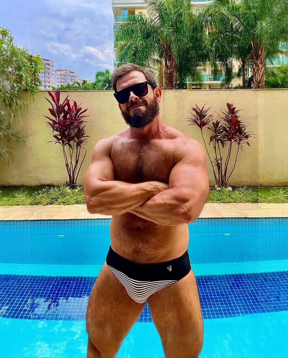 Looking For Men tweet media